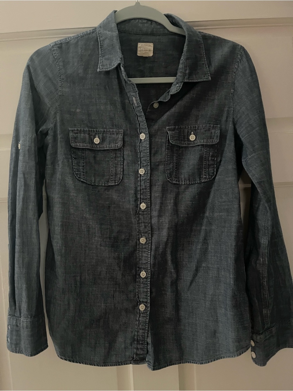 Women’s Button-Front Chambray Shirt